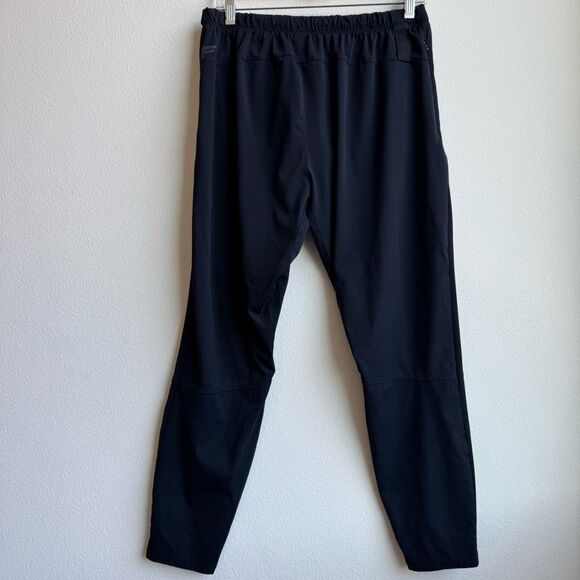 Bundle of 2 Men’s Fabletics Joggers Black Navy Blue Ankle Size Small? medium? - Picture 7 of 10